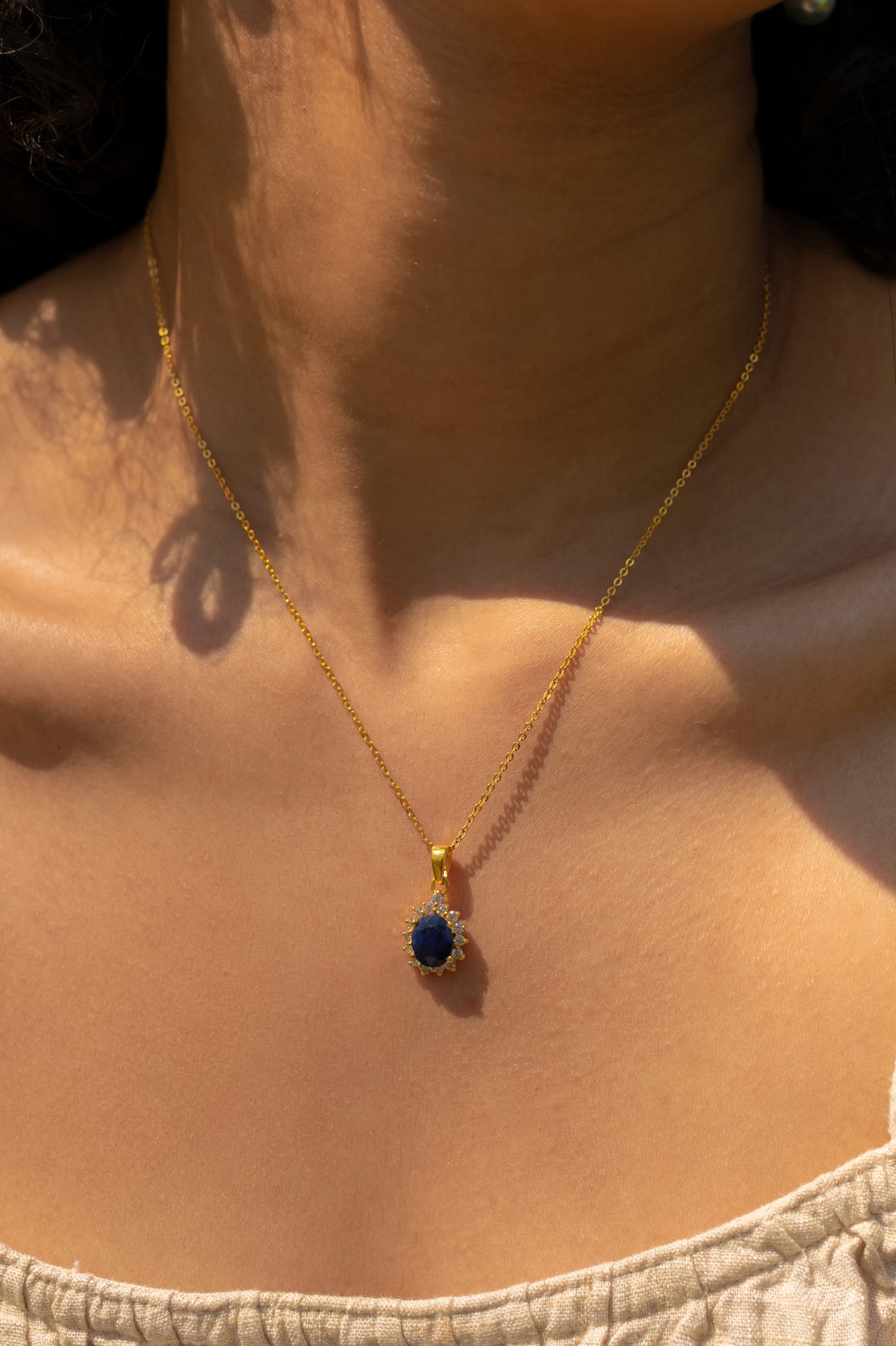 GOLD BEAUTIFUL BLUE GEM NECKLACE | Yara Jewellery